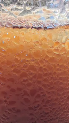 結露したグラスのアイスコーヒー