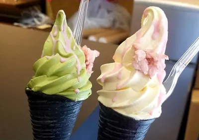 桜ソフトクリーム