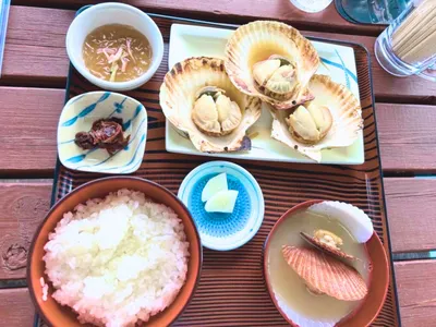 殻付きホタテの浜焼き定食