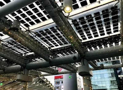 小倉駅イルミの準備
