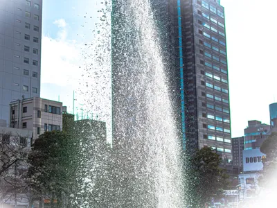 噴水レタッチ済み