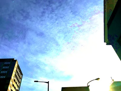 うろこ雲逆光2