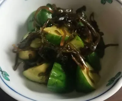 塩昆布ときゅうりの和え