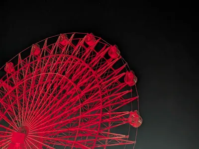 夜の観覧車
