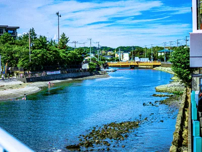 逗子海岸川の風景２