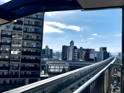 モノレールの駅どこか忘れた