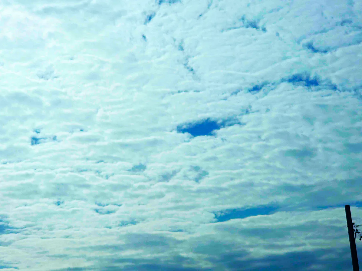 曇り空